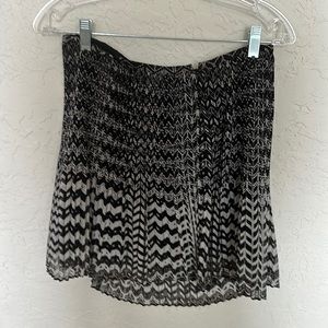Madewell pleated black and white skirt